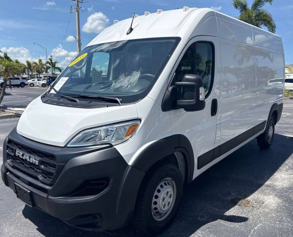 Used 2023 RAM ProMaster 3500 FWD image 1