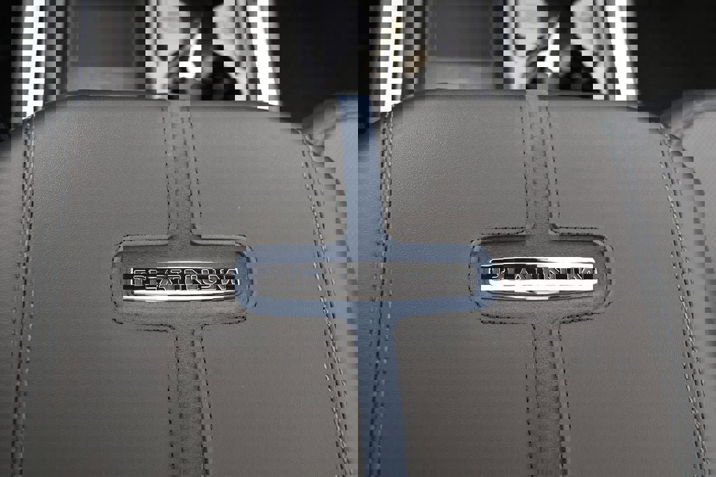 New 2026 Ford F450 Platinum w/ FX4 Off-Road Package image 41