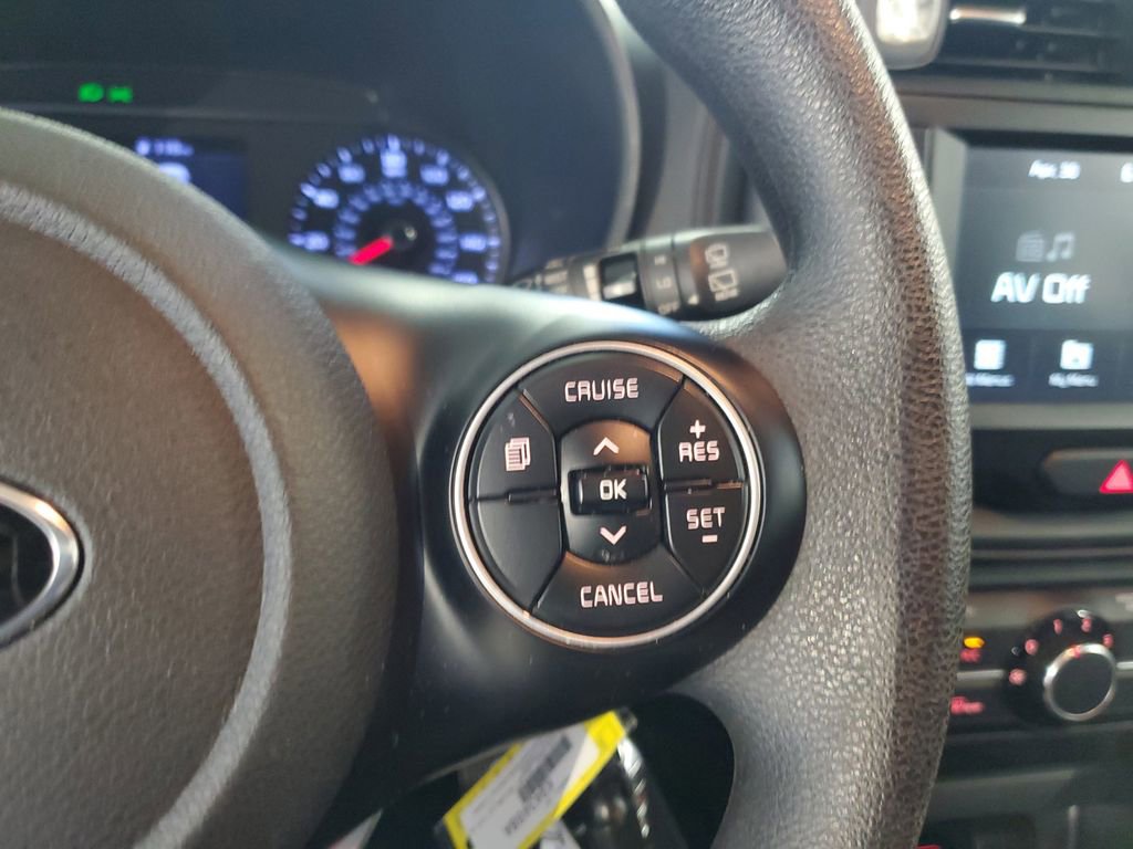 Used 2020 Kia Soul LX FWD image 23