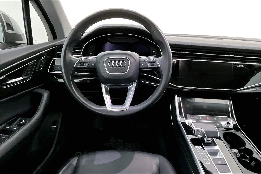 Used 2020 Audi Q7 2.0T Premium AWD/4WD image 6