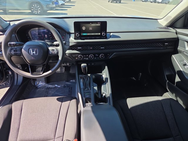 Used 2025 Honda Accord SE image 18