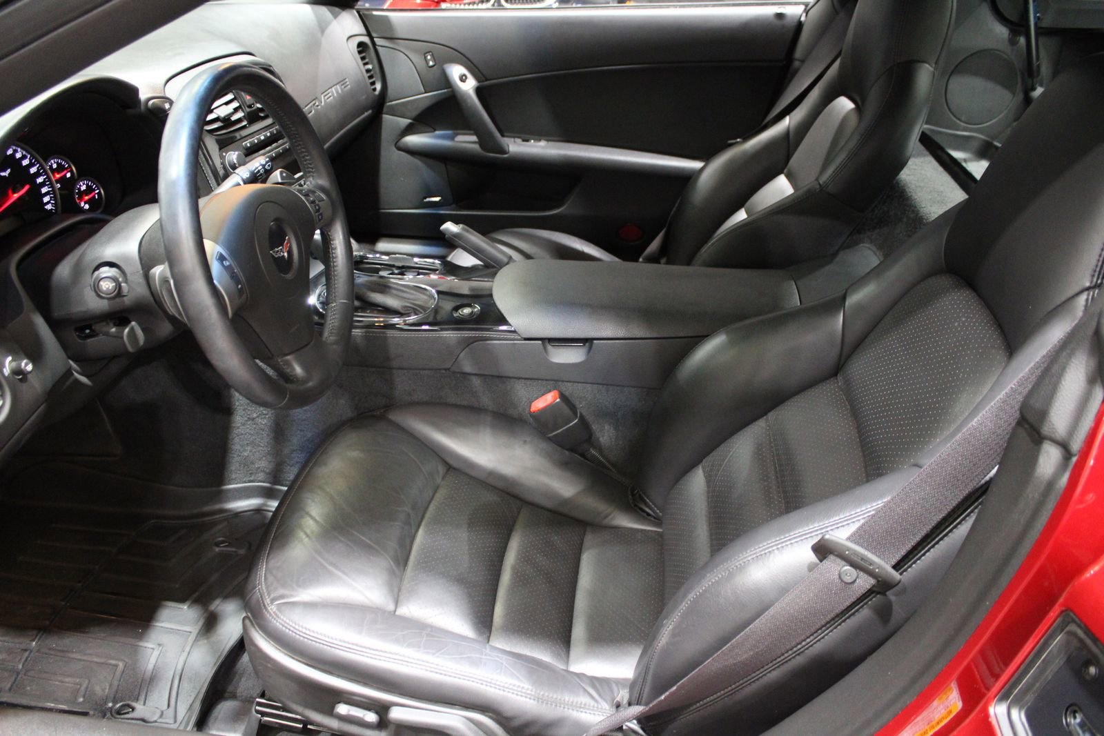 Used 2009 Chevrolet Corvette Coupe w/ Preferred Equipment Group image 18