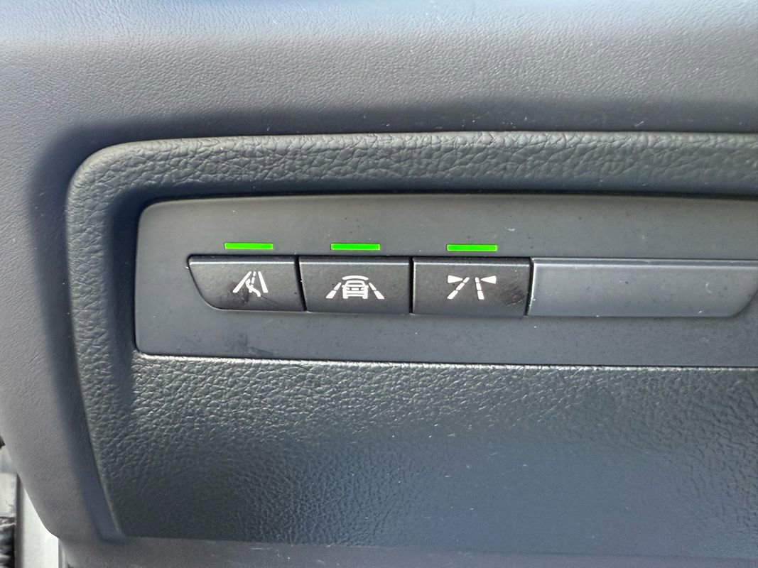 Used 2015 BMW M4 Coupe image 14