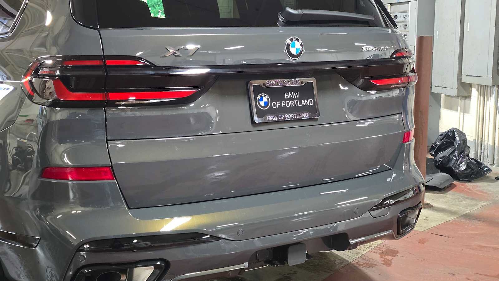 New 2027 BMW X7 xDrive40i w/ Executive Package AWD/4WD image 14