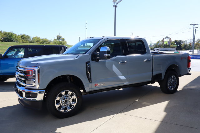 New 2027 Ford F350 Lariat w/ Lariat Ultimate Package AWD/4WD image 5