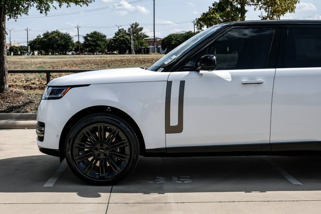 New 2026 Land Rover Range Rover SE AWD/4WD image 13