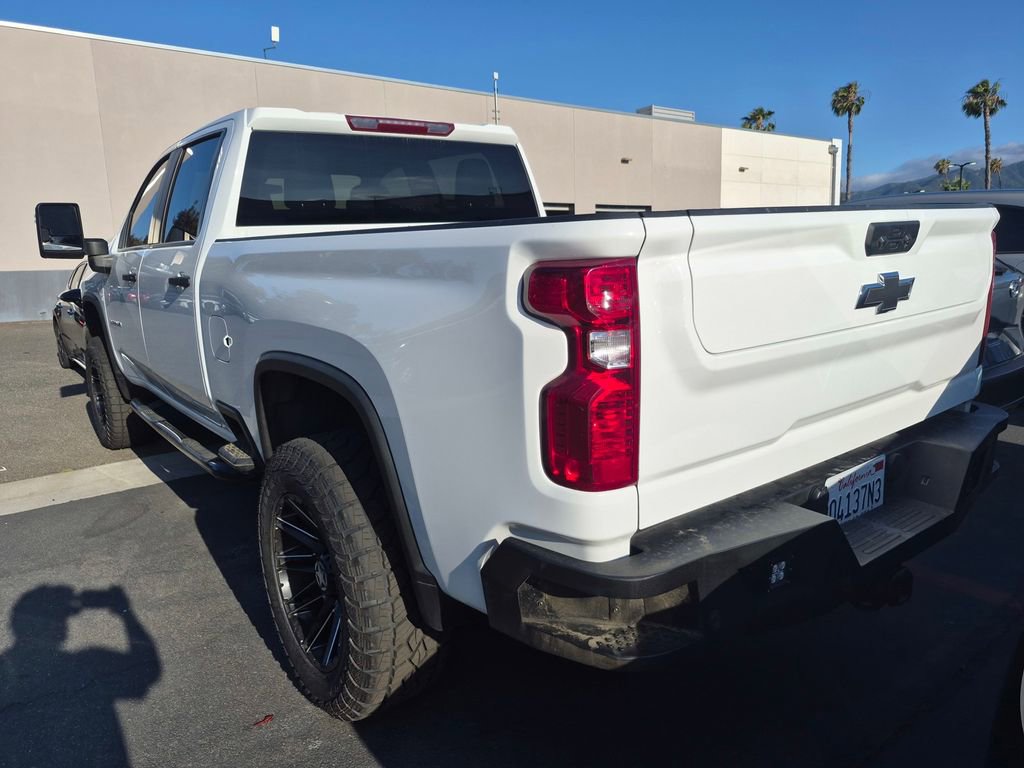 Used 2022 Chevrolet Silverado 2500 Custom w/ Custom Convenience Package AWD/4WD image 4