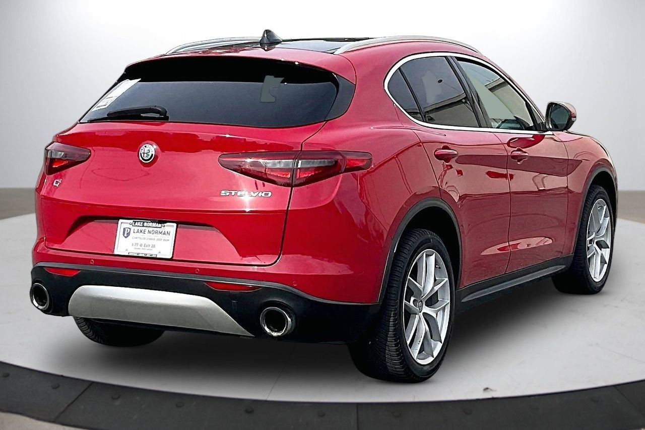 Used 2019 Alfa Romeo Stelvio Ti image 9