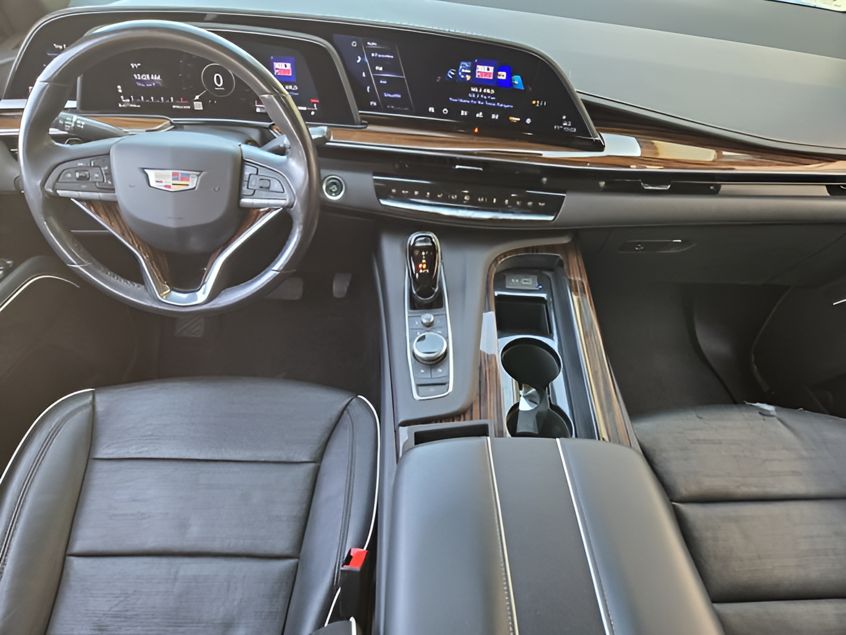 Used 2023 Cadillac Escalade ESV Premium Luxury AWD/4WD image 24