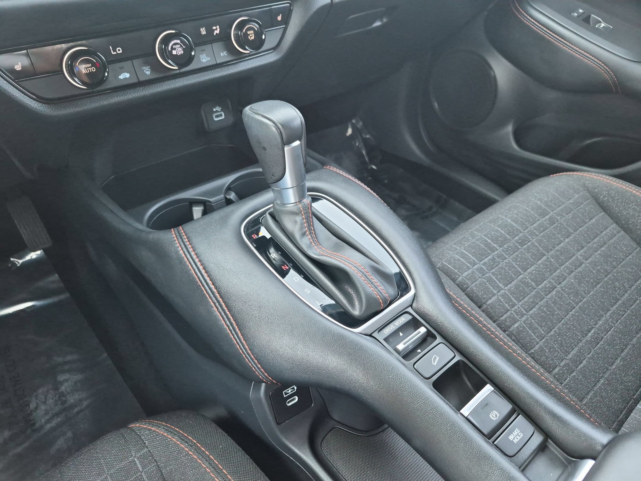 Certified 2025 Honda HR-V Sport image 23