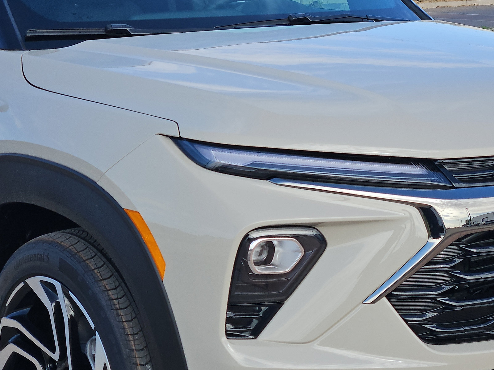 New 2026 Chevrolet TrailBlazer RS w/ Convenience Package FWD image 8
