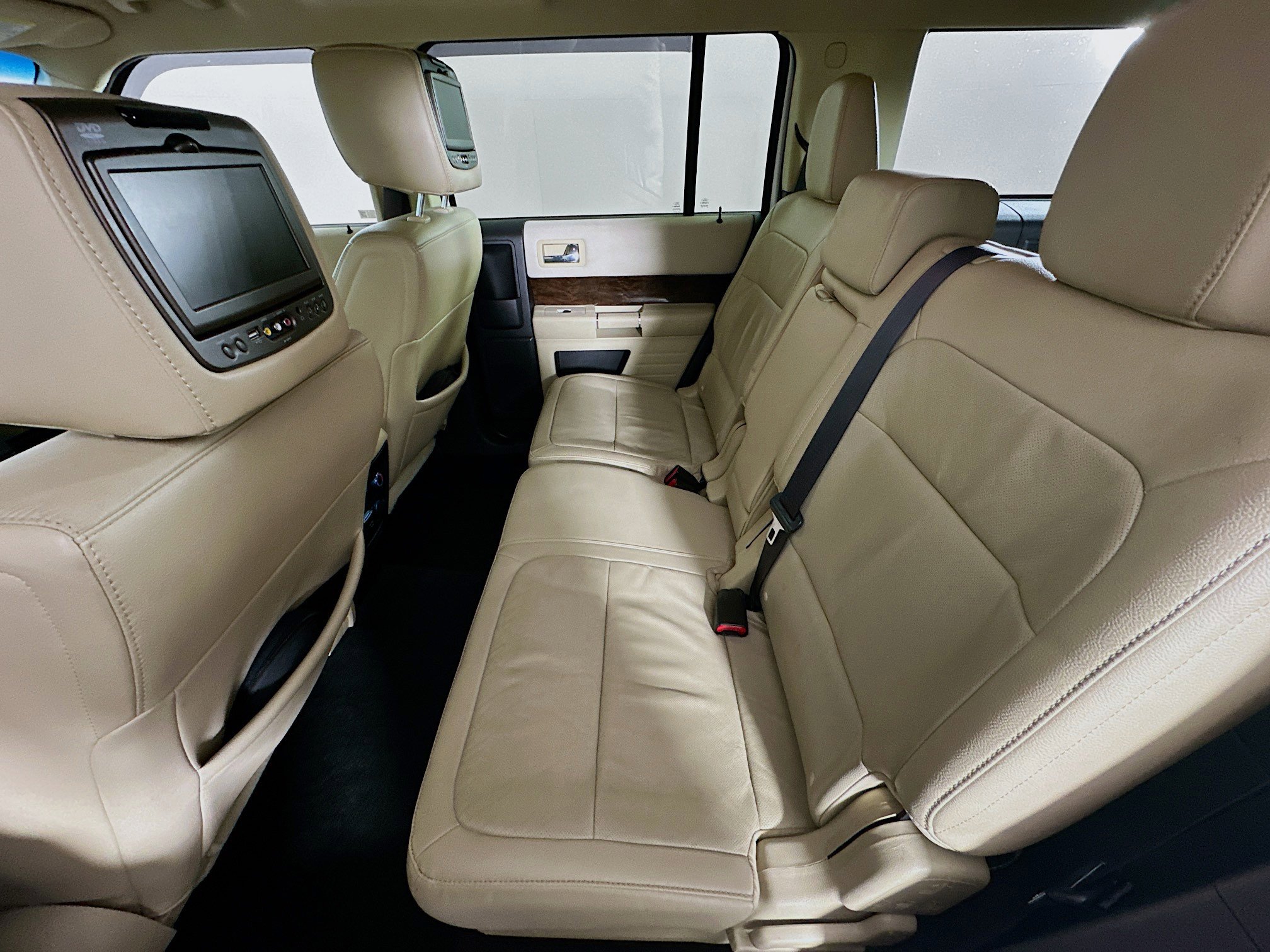 Used 2014 Ford Flex Limited w/ Class III Trailer Tow Package image 28