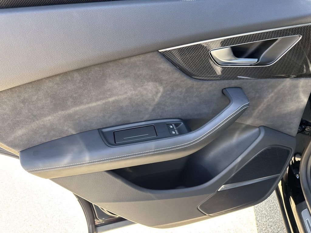 Used 2021 Audi SQ8 Prestige w/ Prestige Package image 12