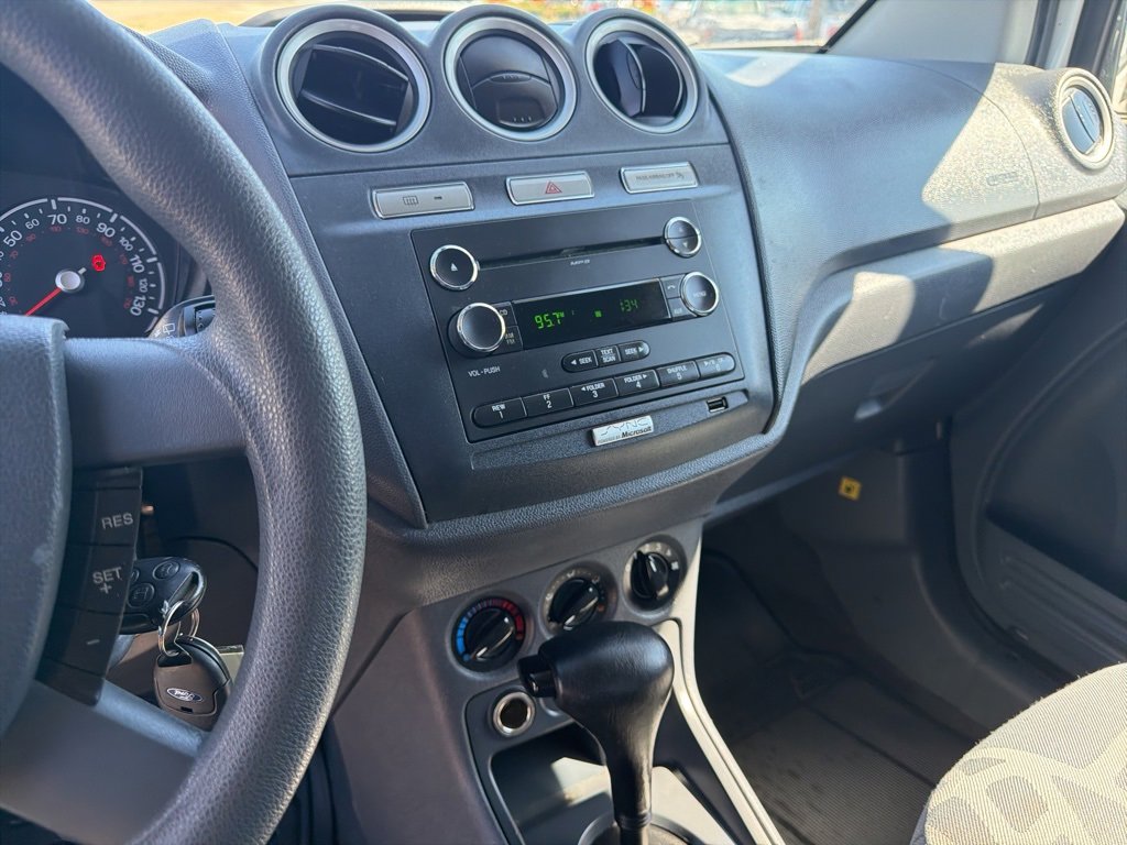 Used 2013 Ford Transit Connect XLT image 10