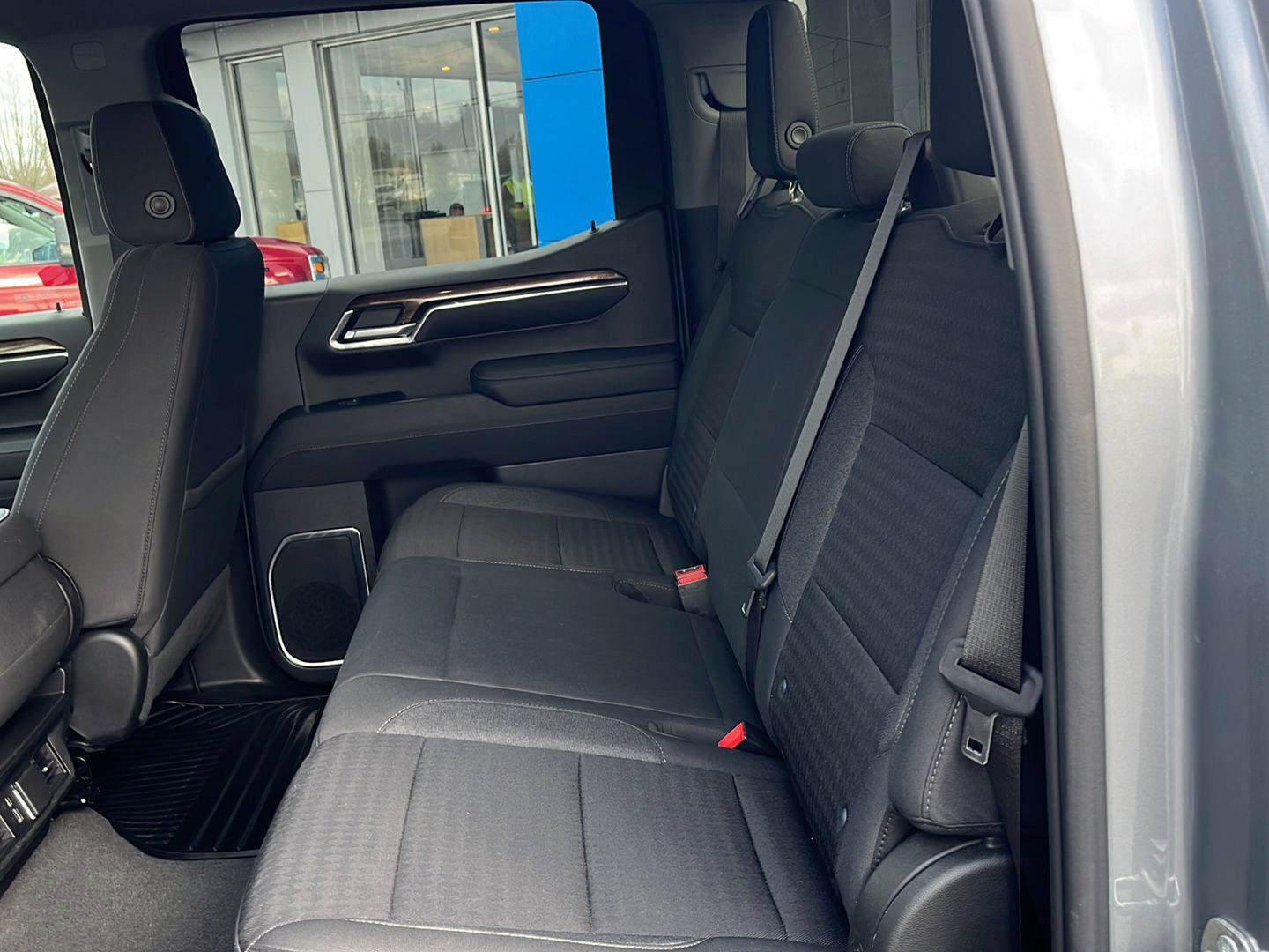 Used 2023 Chevrolet Silverado 1500 LT AWD/4WD image 21