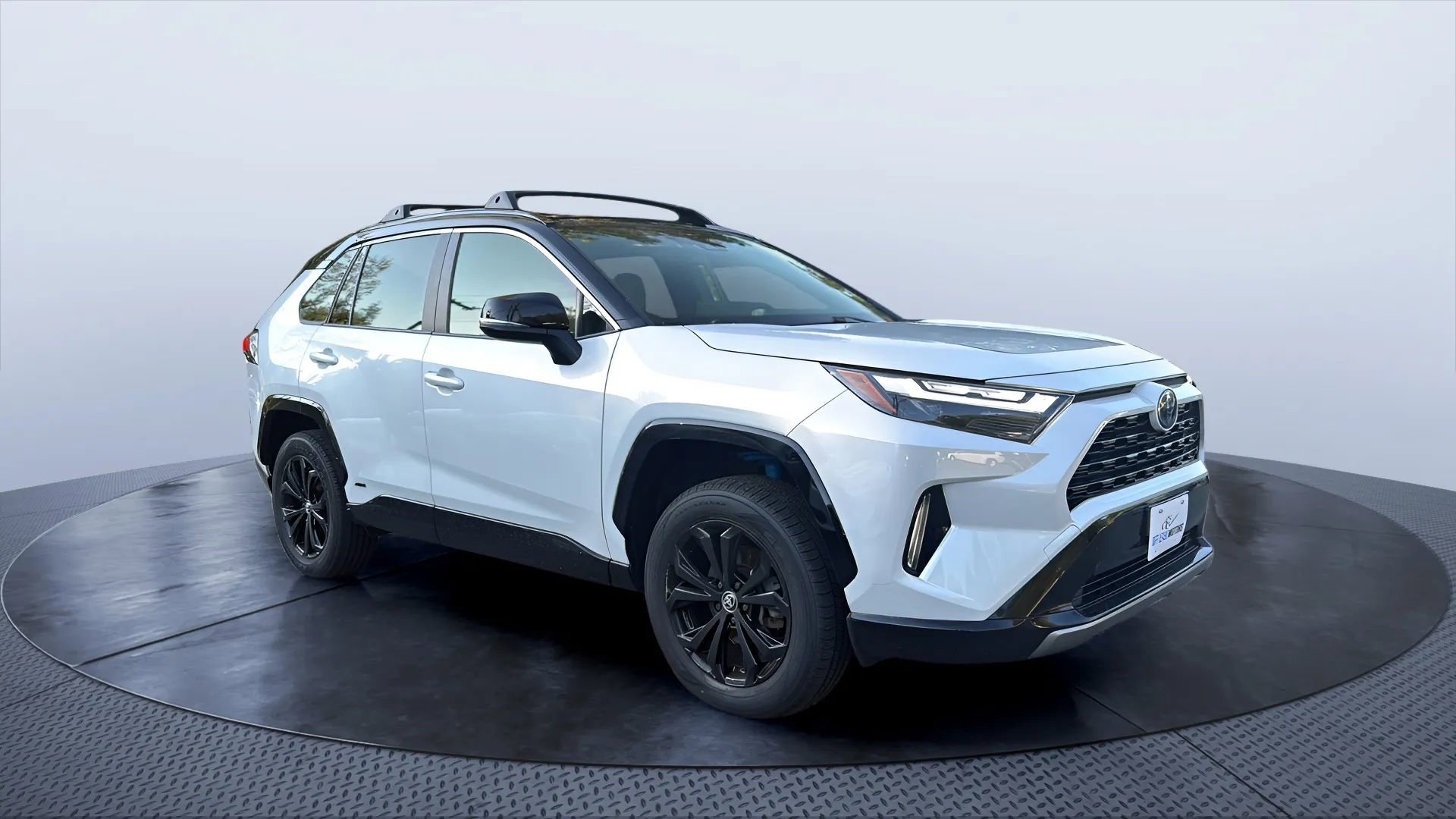 Used 2023 Toyota RAV4 XSE image 7