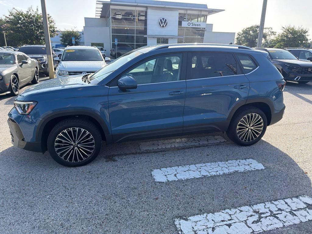 Certified 2025 Volkswagen Taos SE