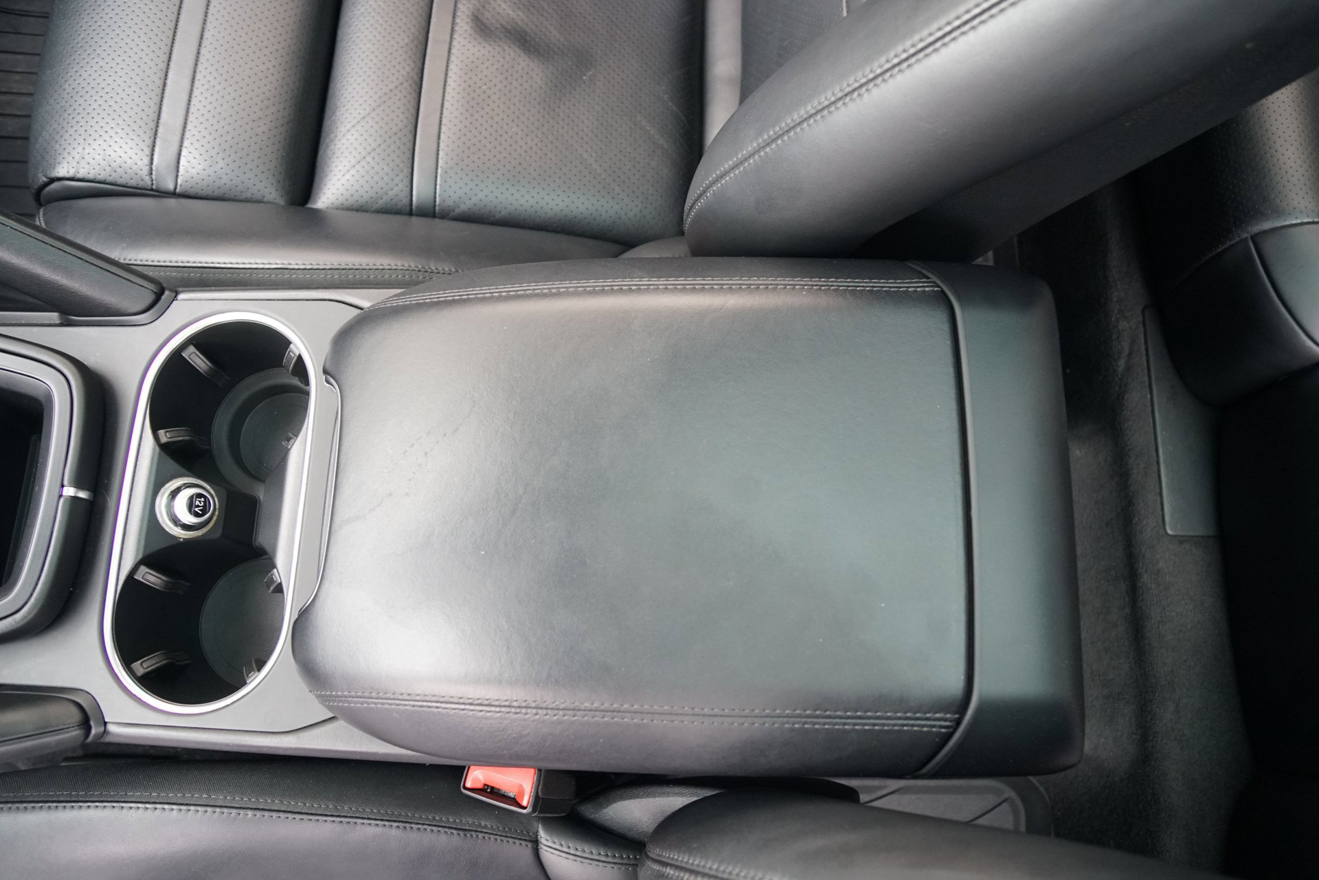 Used 2020 Porsche Cayenne image 35