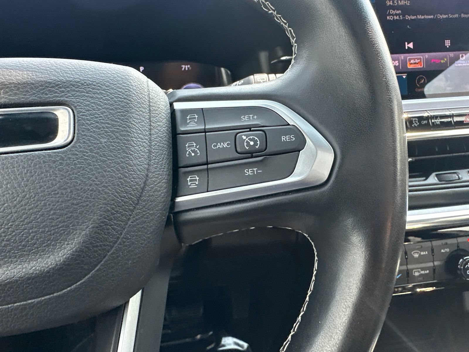Used 2022 Jeep Compass High Altitude AWD/4WD image 47