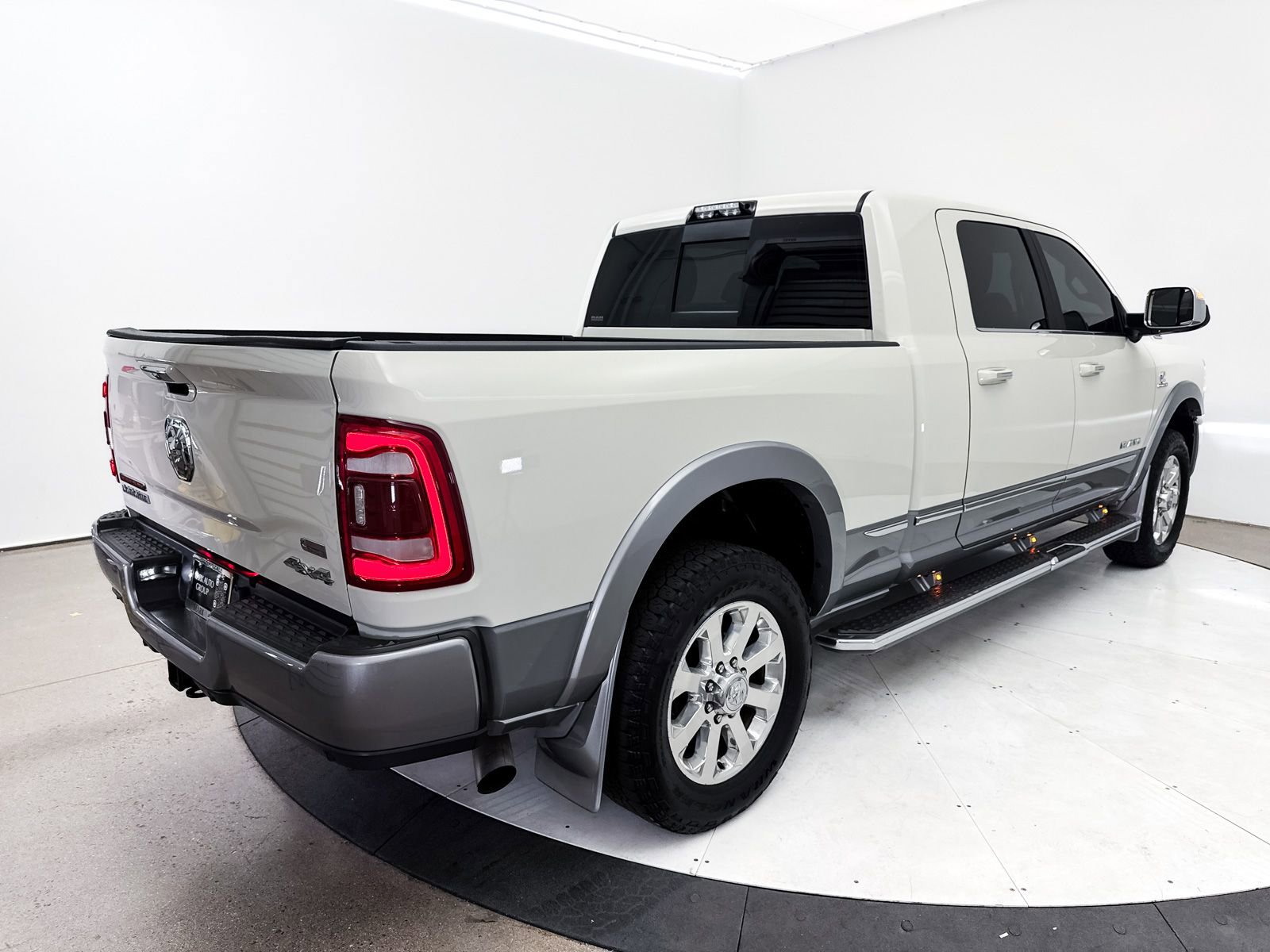 Used 2021 RAM 3500 Laramie AWD/4WD image 19