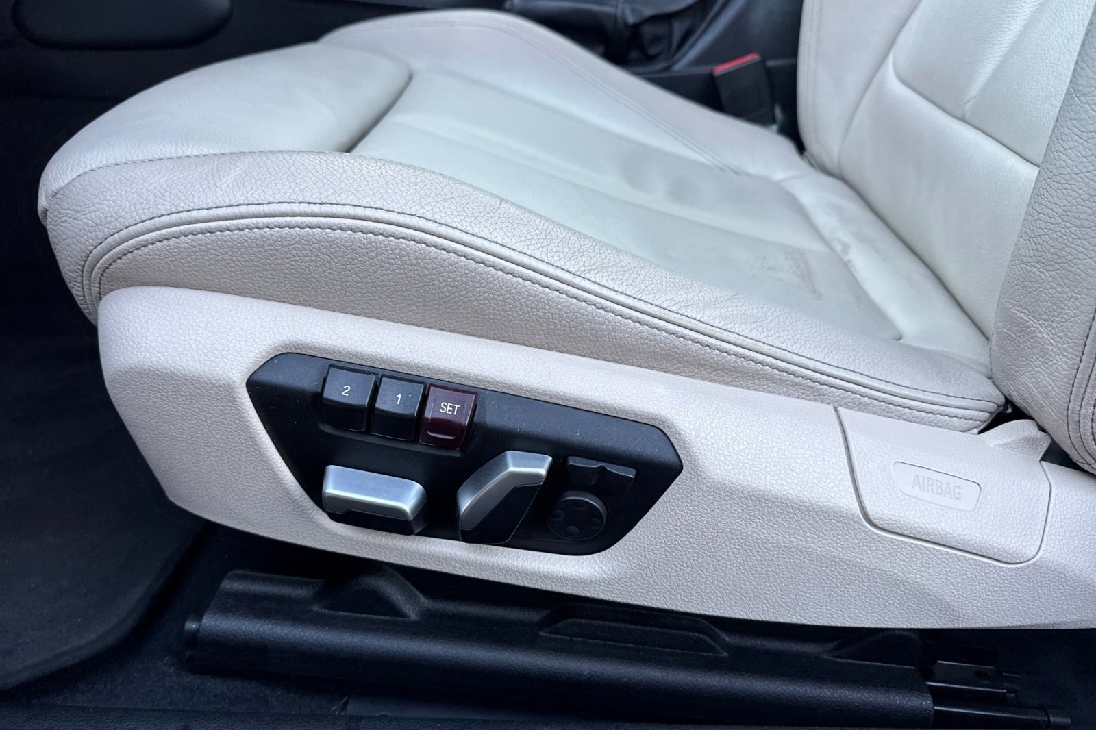 Used 2016 BMW M235i xDrive Convertible image 14