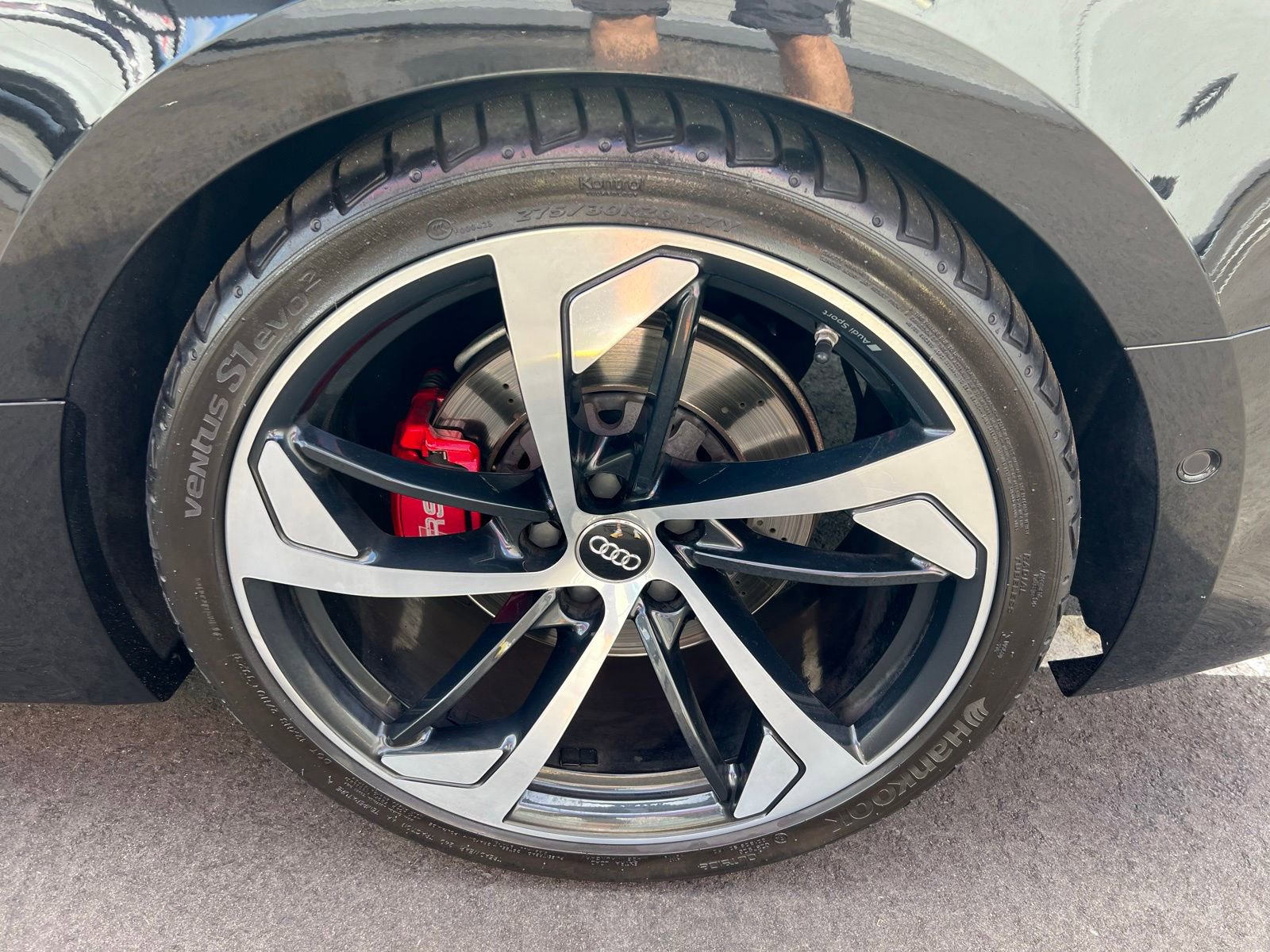 Used 2019 Audi RS 5 w/ Black Optic Carbon Package image 16