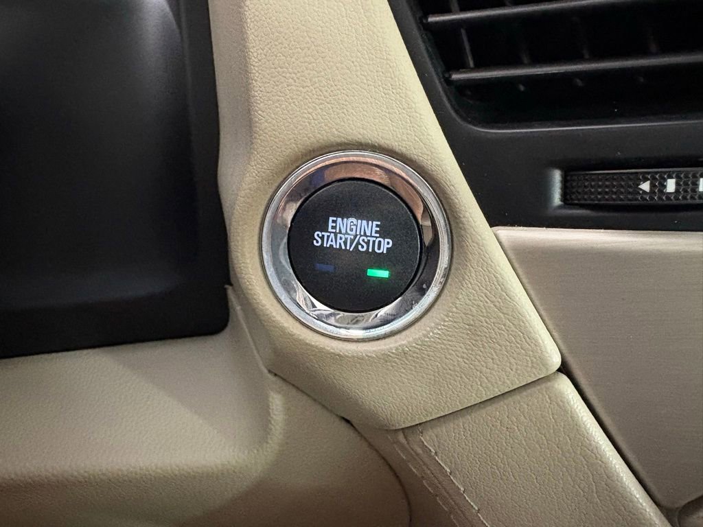 Used 2020 GMC Yukon Denali w/ Denali Ultimate Package image 30