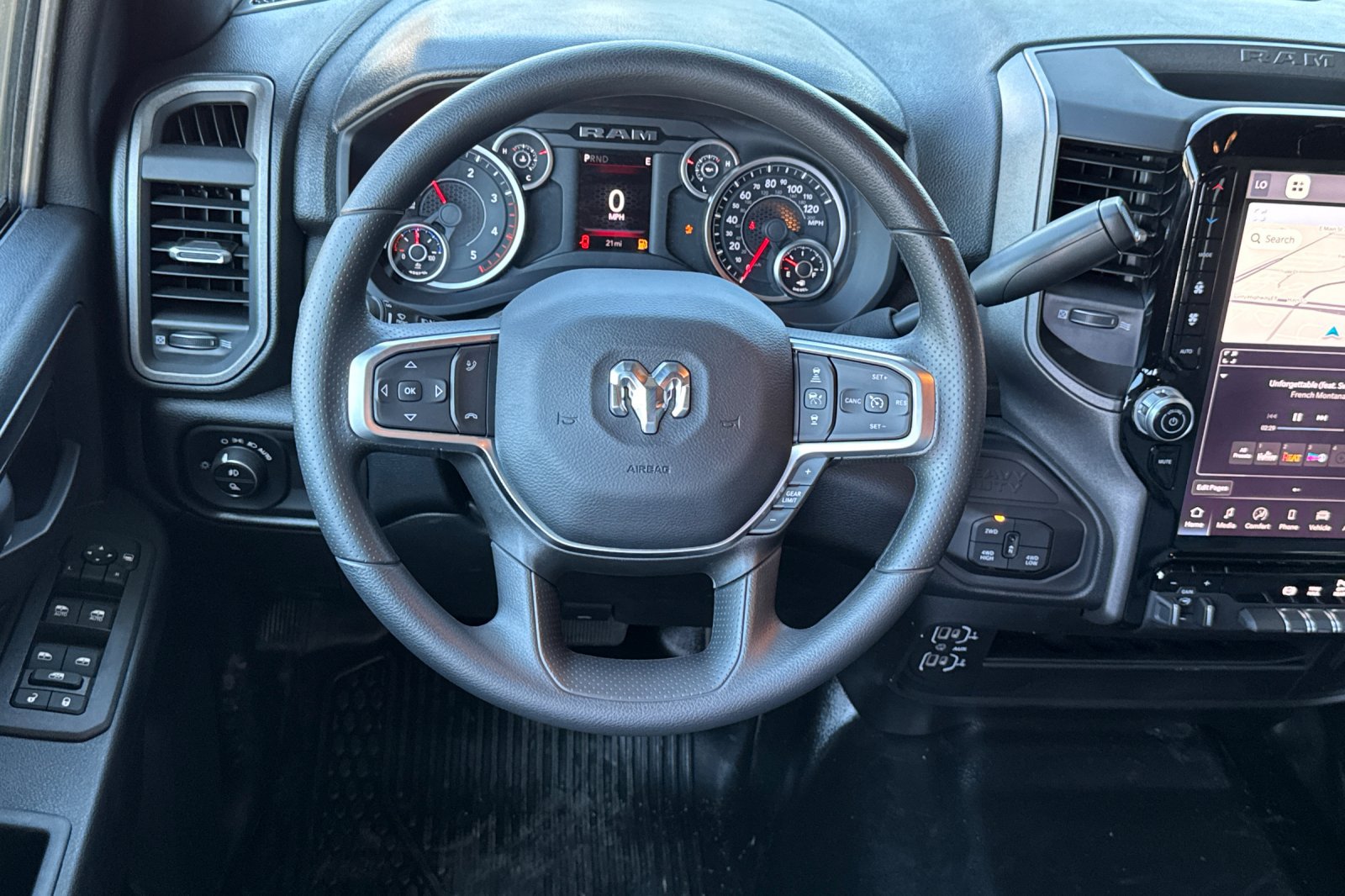 New 2026 RAM 3500 Tradesman AWD/4WD image 13