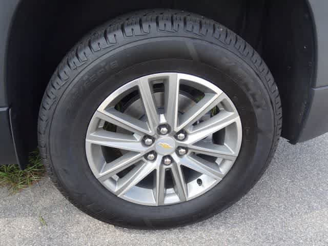 Used 2023 Chevrolet Traverse LT FWD image 38