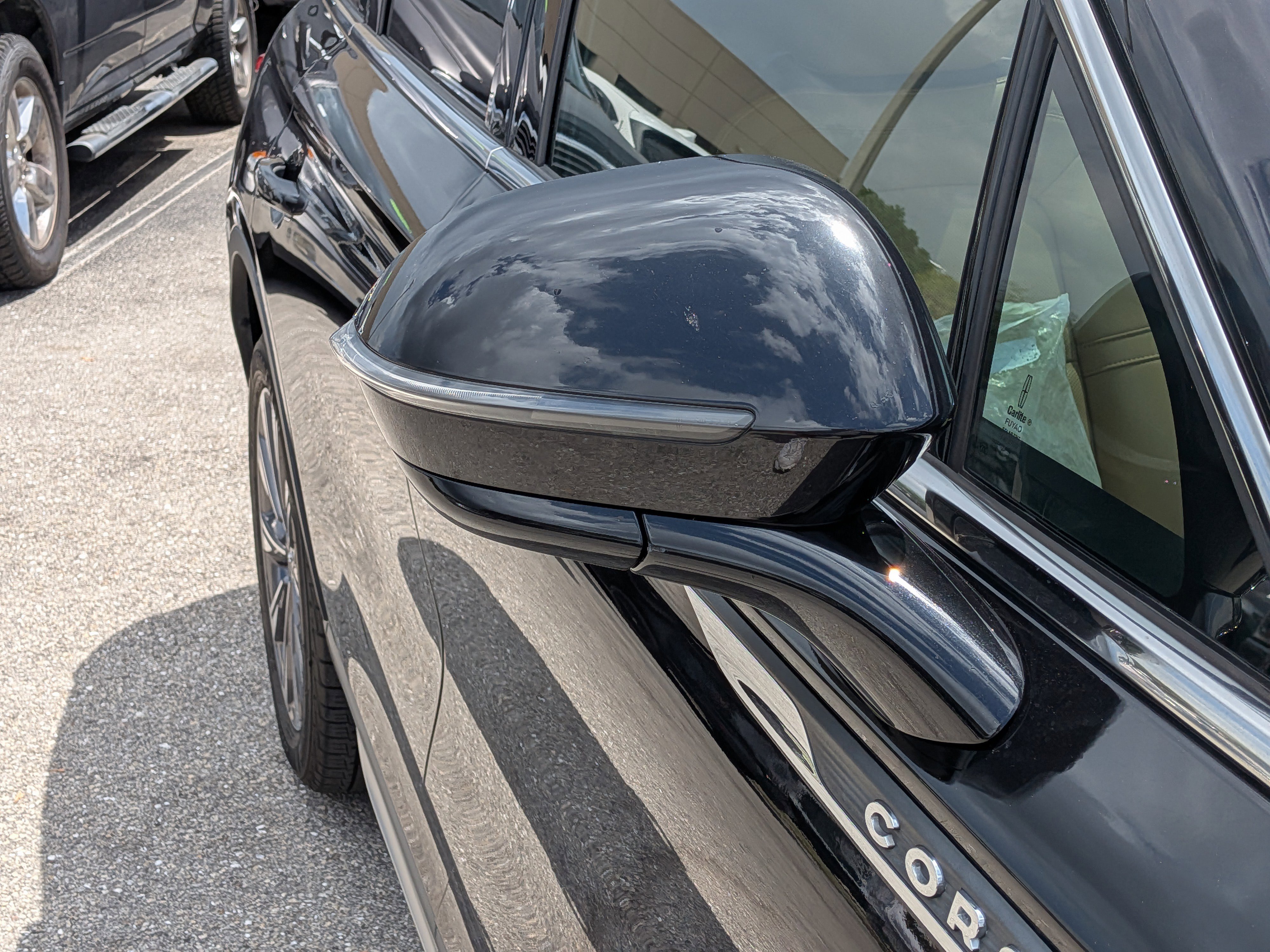 Used 2021 Lincoln Corsair Reserve FWD image 12