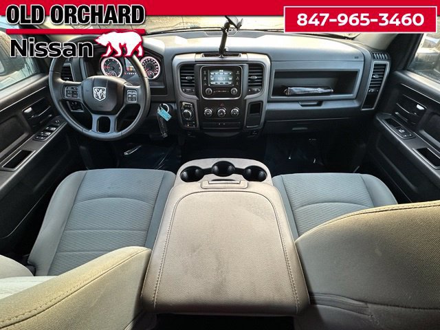 Used 2018 RAM 1500 Express w/ Black Ram 1500 Express Group AWD/4WD image 11