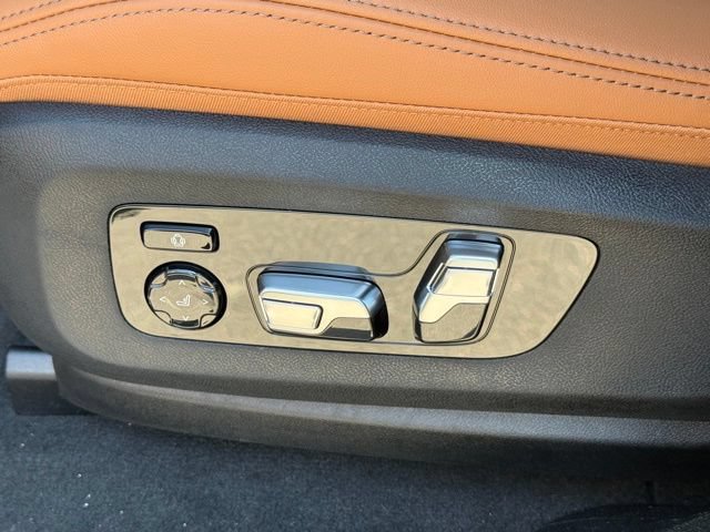 New 2026 BMW X6 M60i AWD/4WD image 18
