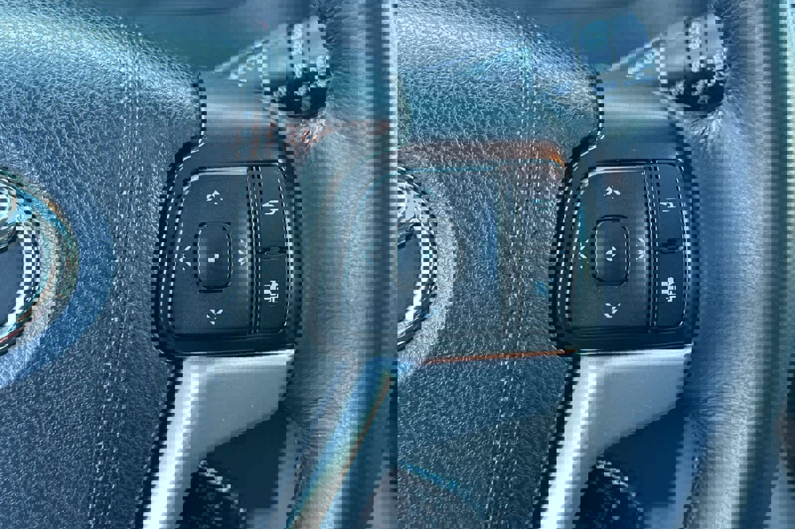 Used 2015 Toyota Sienna XLE Premium image 29