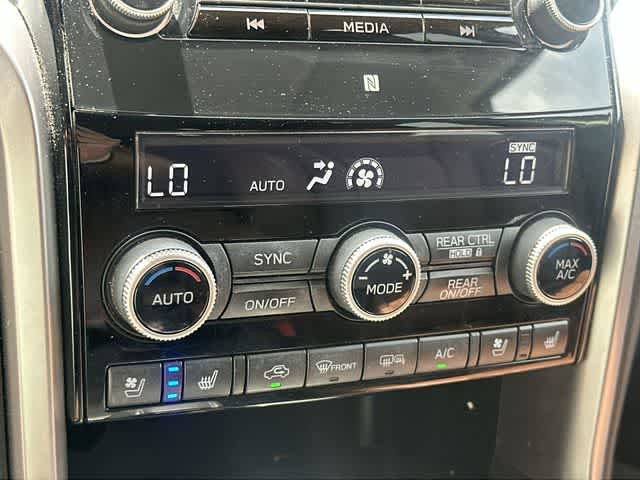 Used 2019 Subaru Ascent Touring w/ Popular Package #2A AWD/4WD image 16