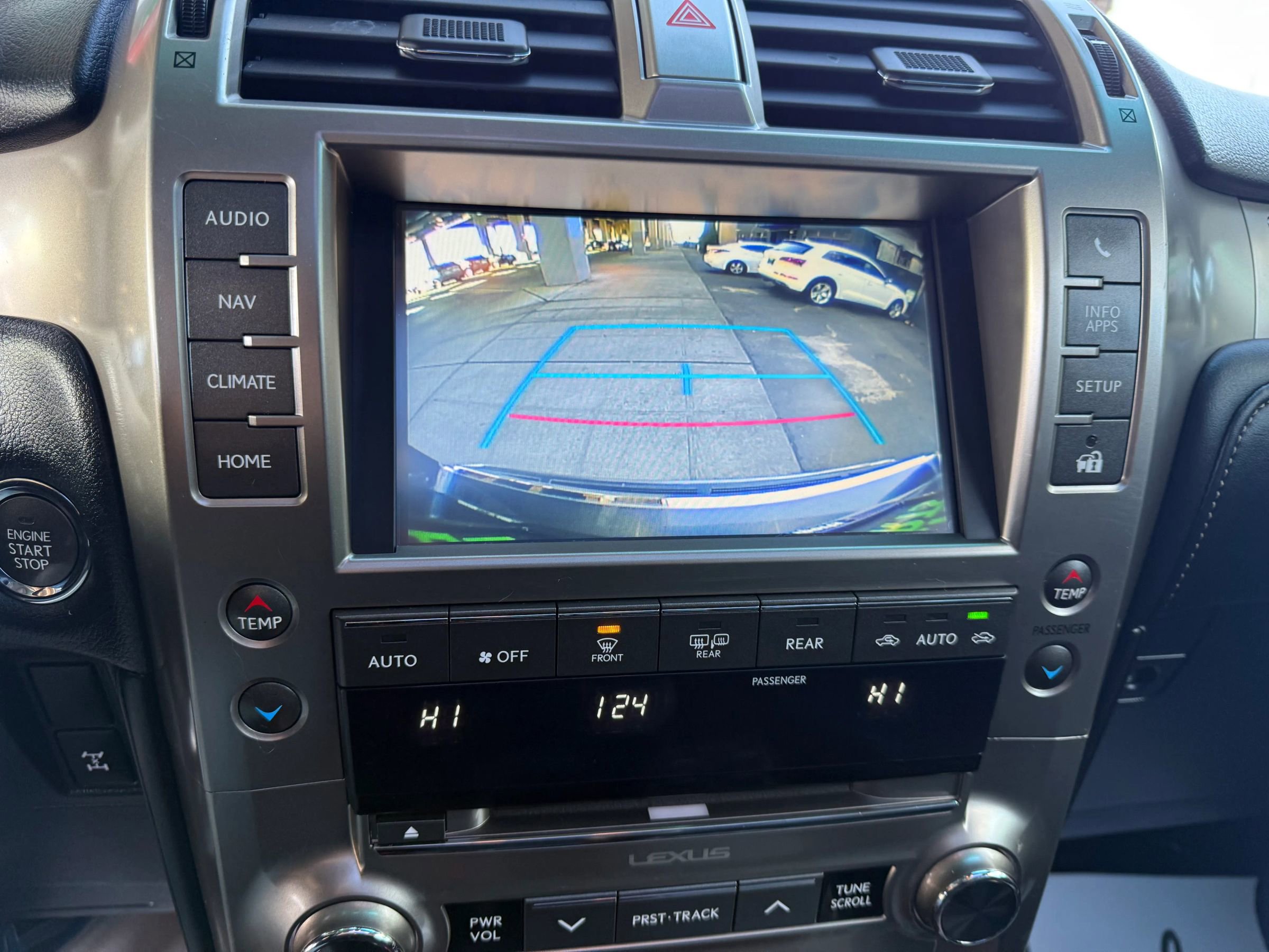 Used 2016 Lexus GX 460 image 32