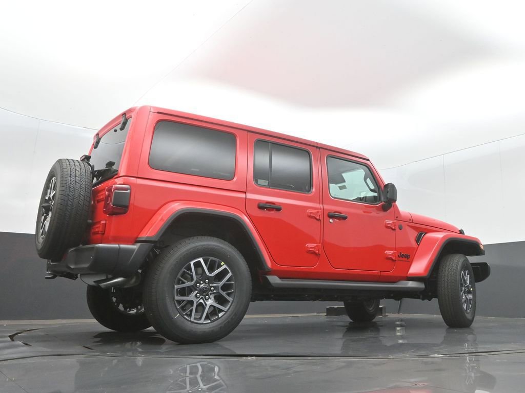 New 2025 Jeep Wrangler Unlimited Sahara AWD/4WD image 33