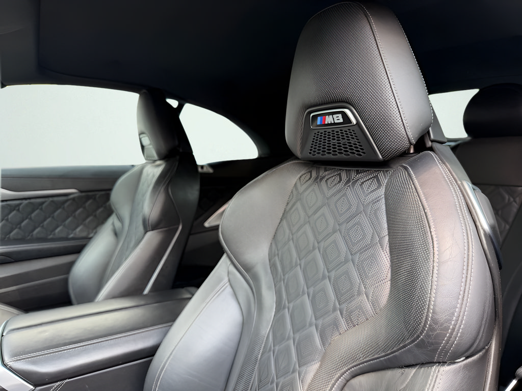 Used 2020 BMW M8 Convertible w/ M Carbon Exterior Package AWD/4WD image 32