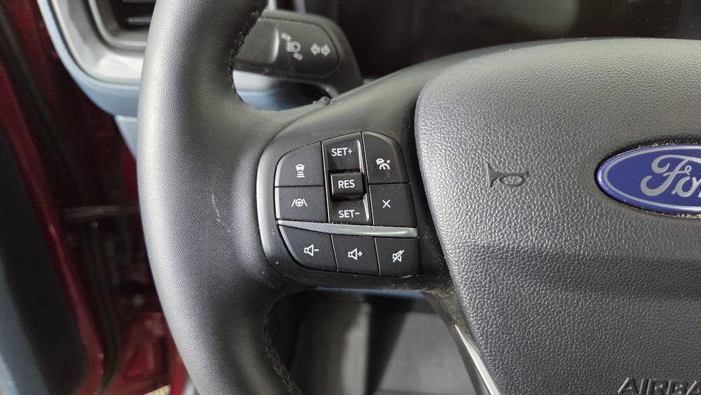 Used 2025 Ford Maverick Lariat w/ Black Appearance Package image 17