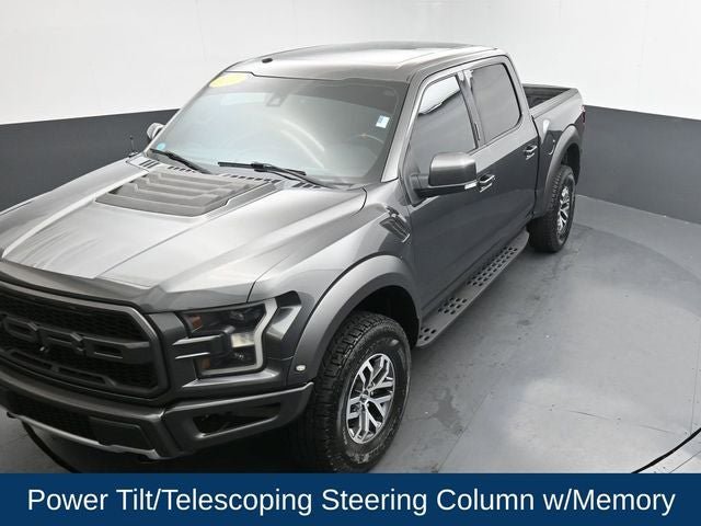 Used 2017 Ford F150 Raptor w/ Equipment Group 802A Luxury AWD/4WD image 21