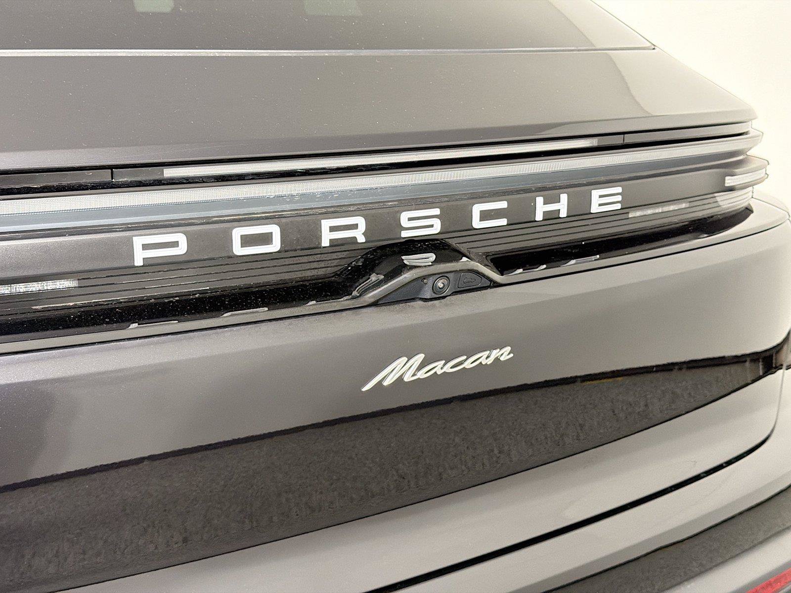Certified 2026 Porsche Macan Electric RWD image 17