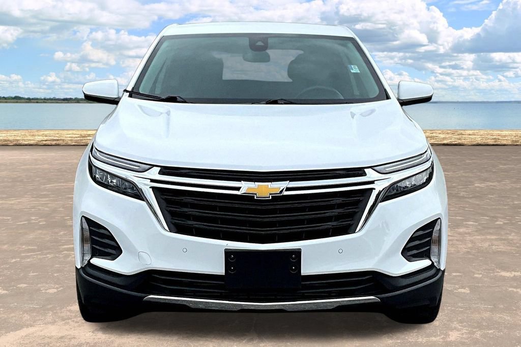 Used 2024 Chevrolet Equinox LT AWD/4WD image 2