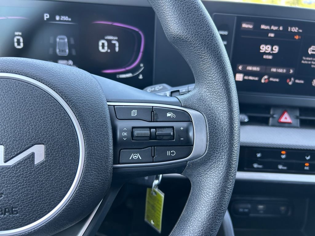 Used 2024 Kia Sportage LX image 18