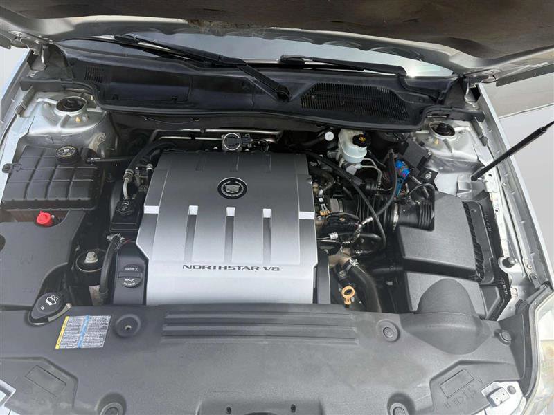 Used 2011 Cadillac DTS Luxury image 25