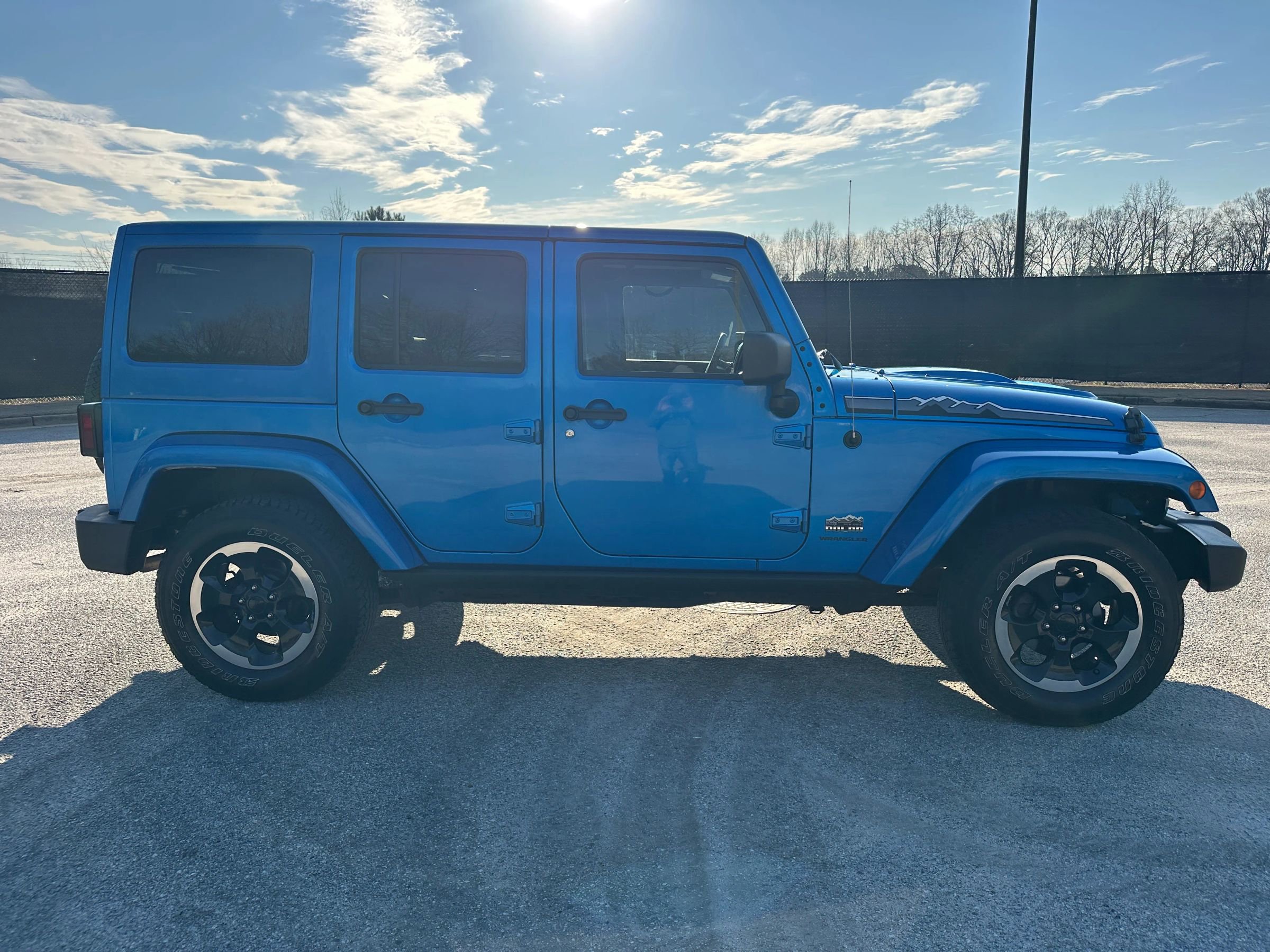 Used 2014 Jeep Wrangler Unlimited Sahara image 6