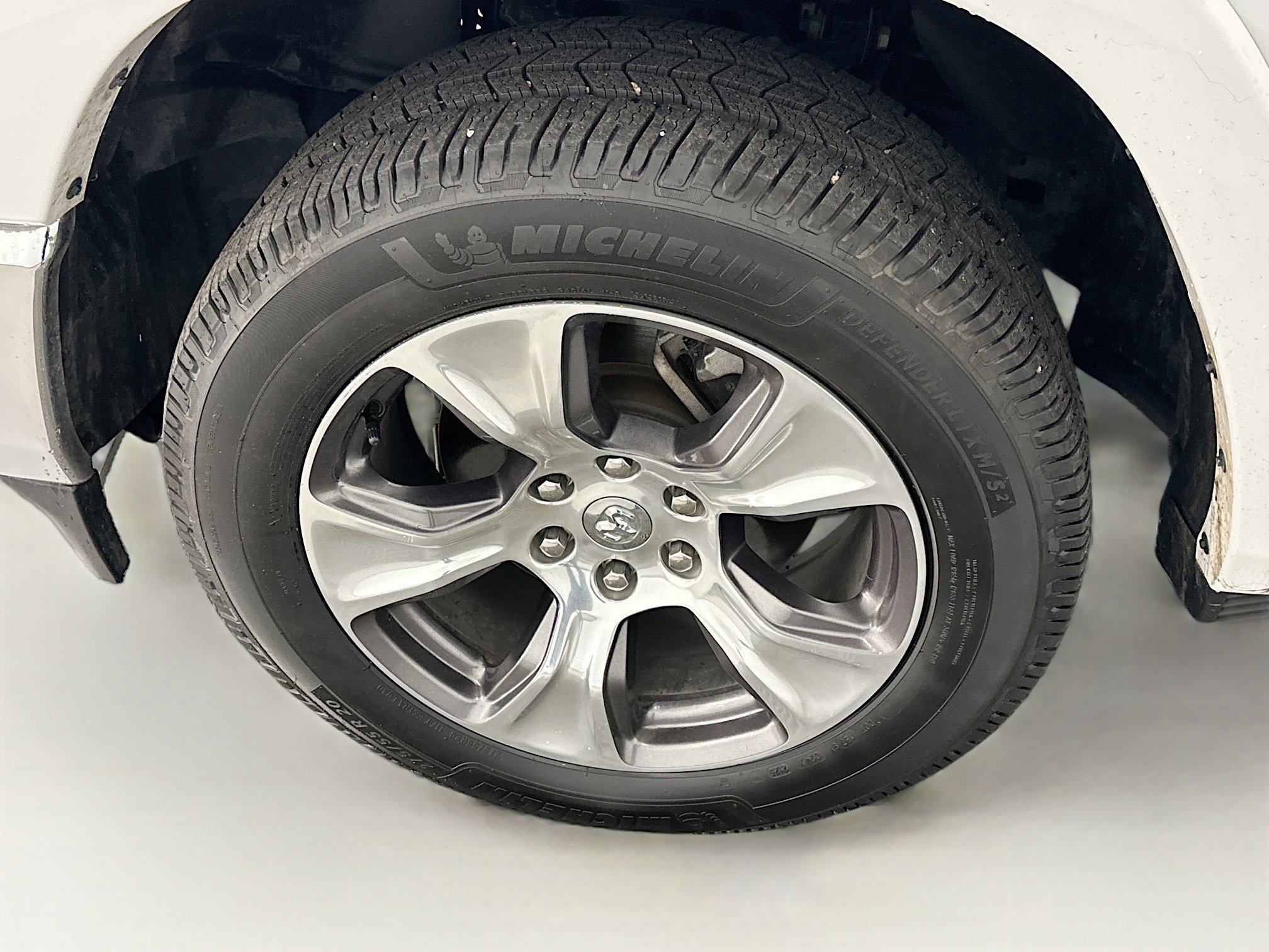 Used 2022 RAM 1500 Laramie AWD/4WD image 11