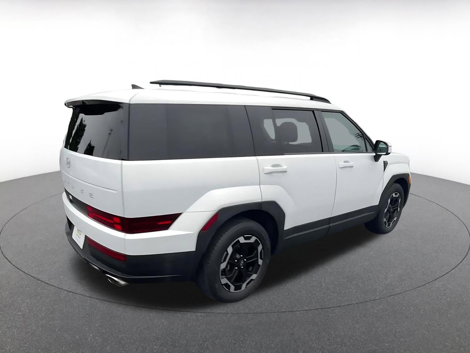 Used 2025 Hyundai Santa Fe SEL image 15