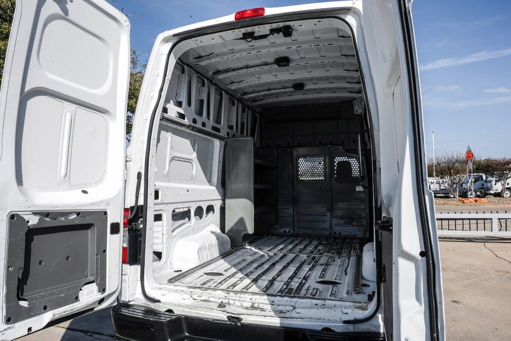 Used 2019 Nissan NV 2500 S image 44