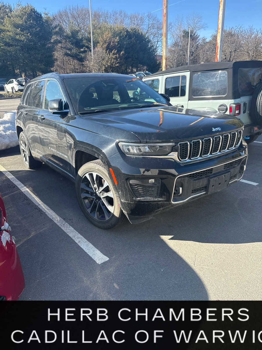 Used 2022 Jeep Grand Cherokee Overland w/ Advanced Protech Group III