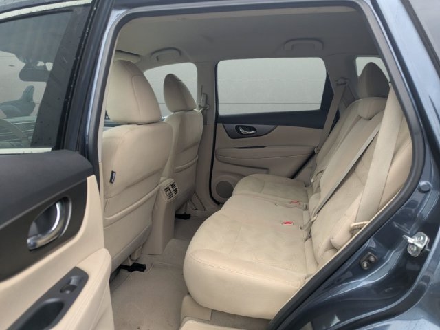 Used 2014 Nissan Rogue SV AWD/4WD image 25