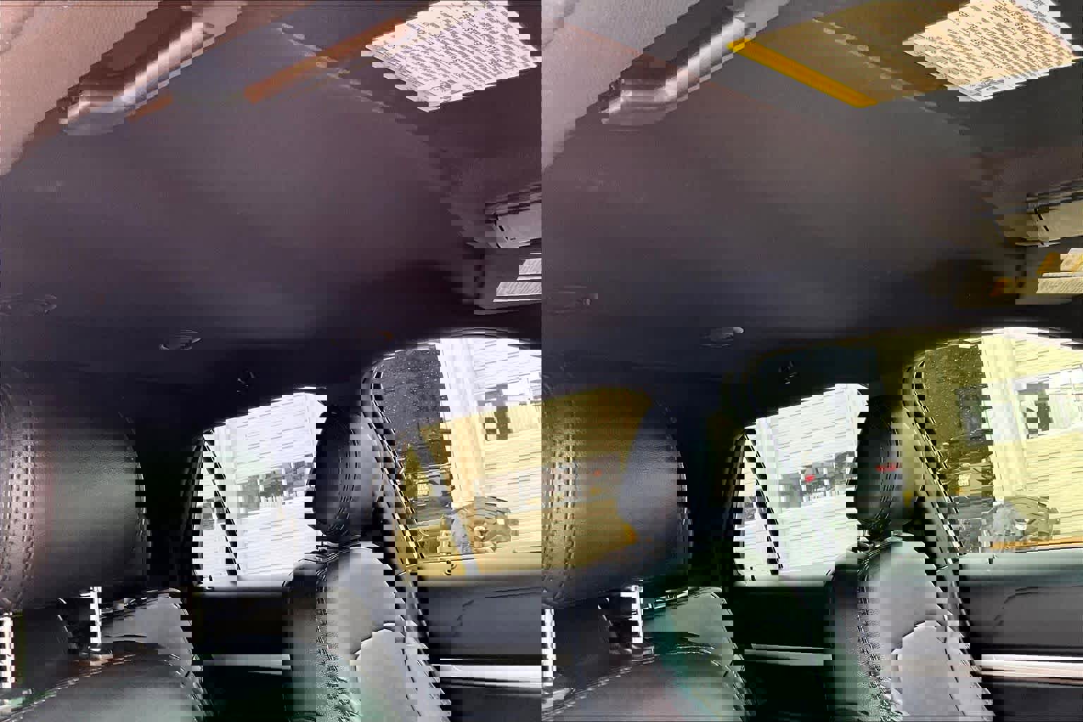 Used 2016 Ford Explorer XLT w/ Equipment Group 202A FWD image 14